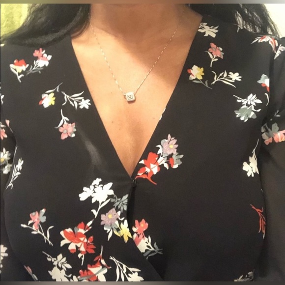 Ann Taylor Meadow Floral Pleaded wrap Dress size 6T like new dress no tags - Picture 7 of 16